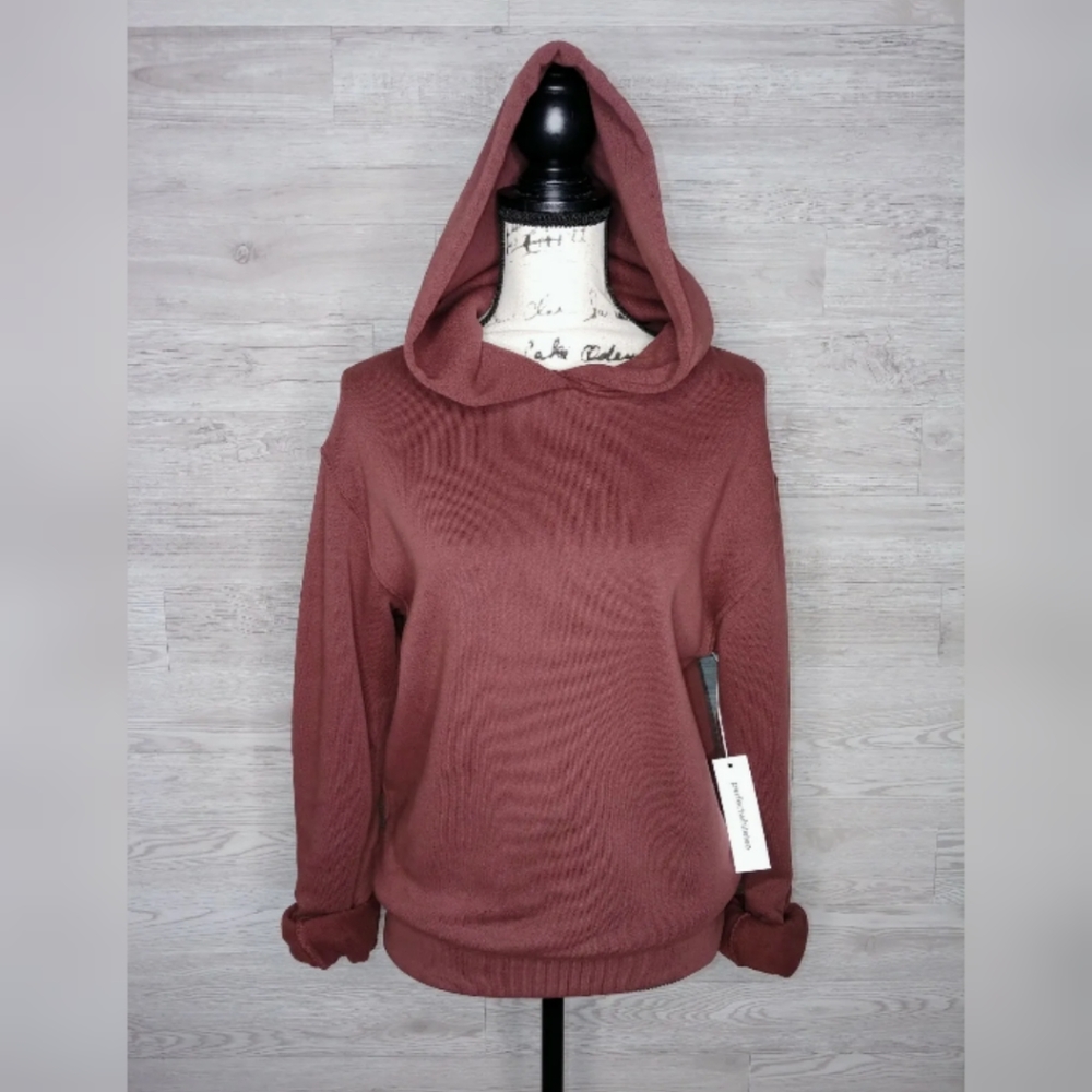 Perfect White Tee Heart Fleece Pullover Hoodie Vintage Rum Raisin Sz SM NWT